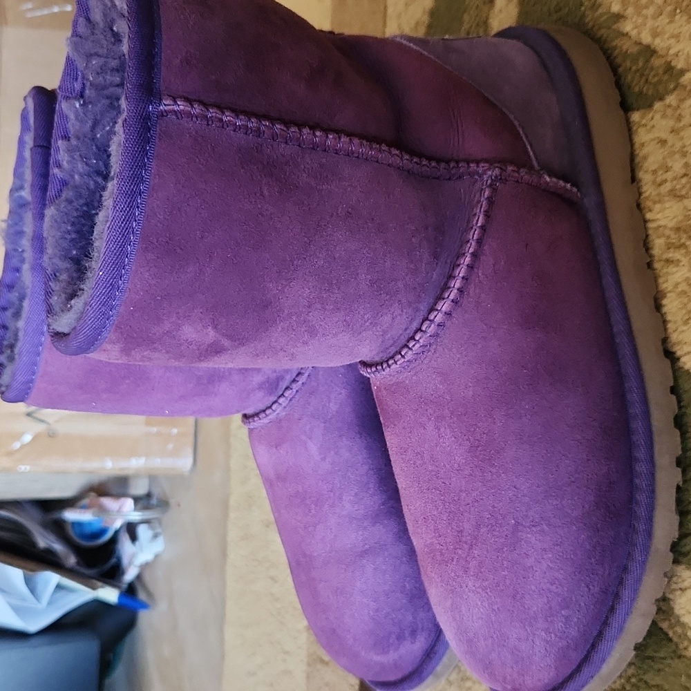 UGg Purple Suede Boots